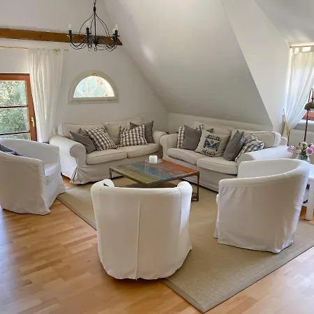 Reetkate Reetdachhaus Friesen * Tating