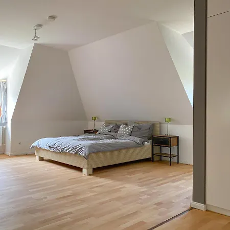 Holiday home Reetkate Reetdachhaus Friesen *