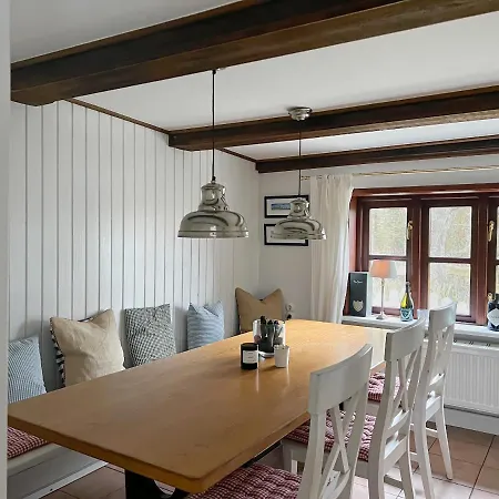 Reetkate Reetdachhaus Friesen